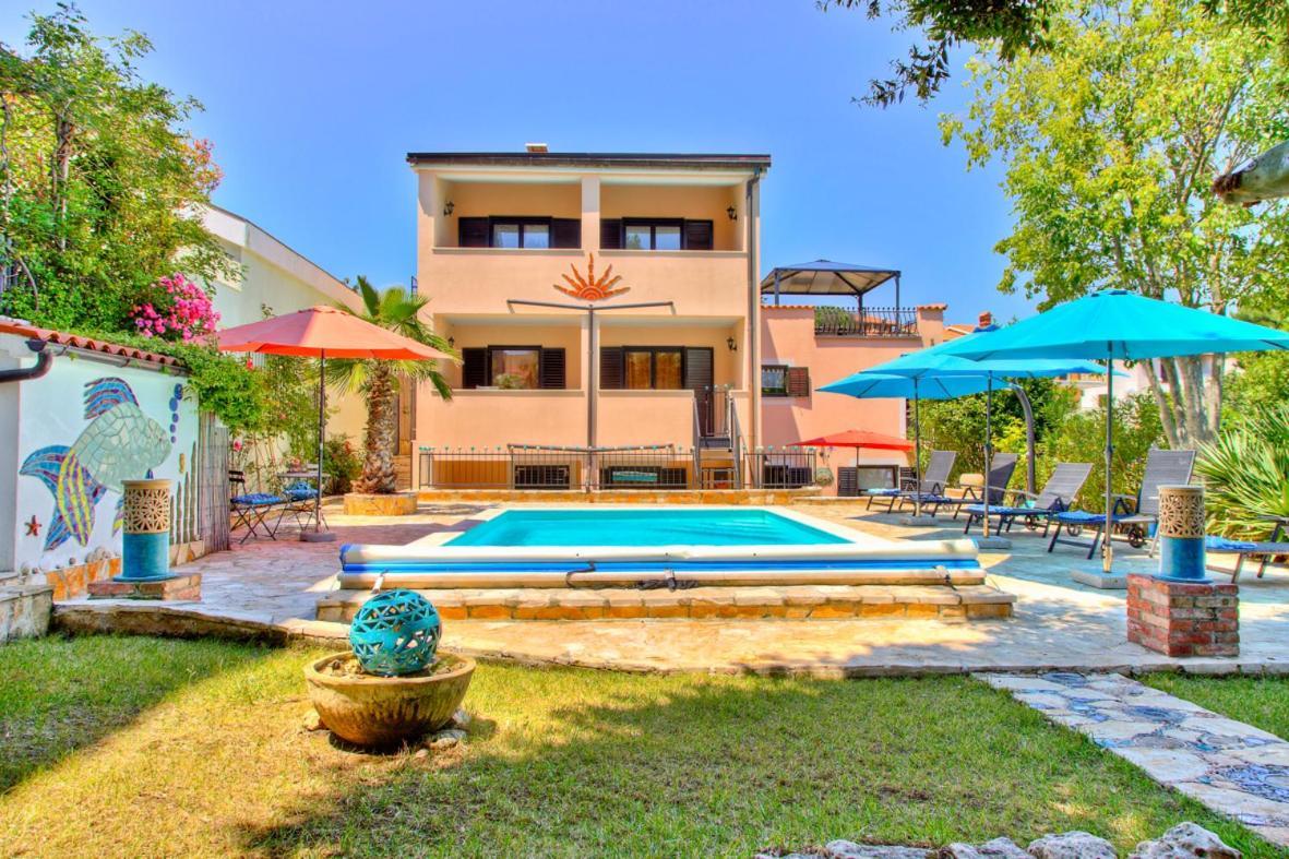 Villa Dolce Vita **** Premantura Esterno foto