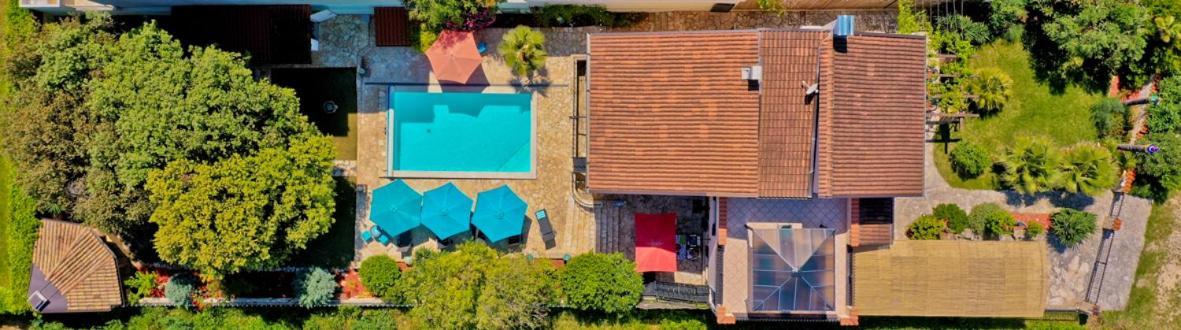 Villa Dolce Vita **** Premantura Esterno foto
