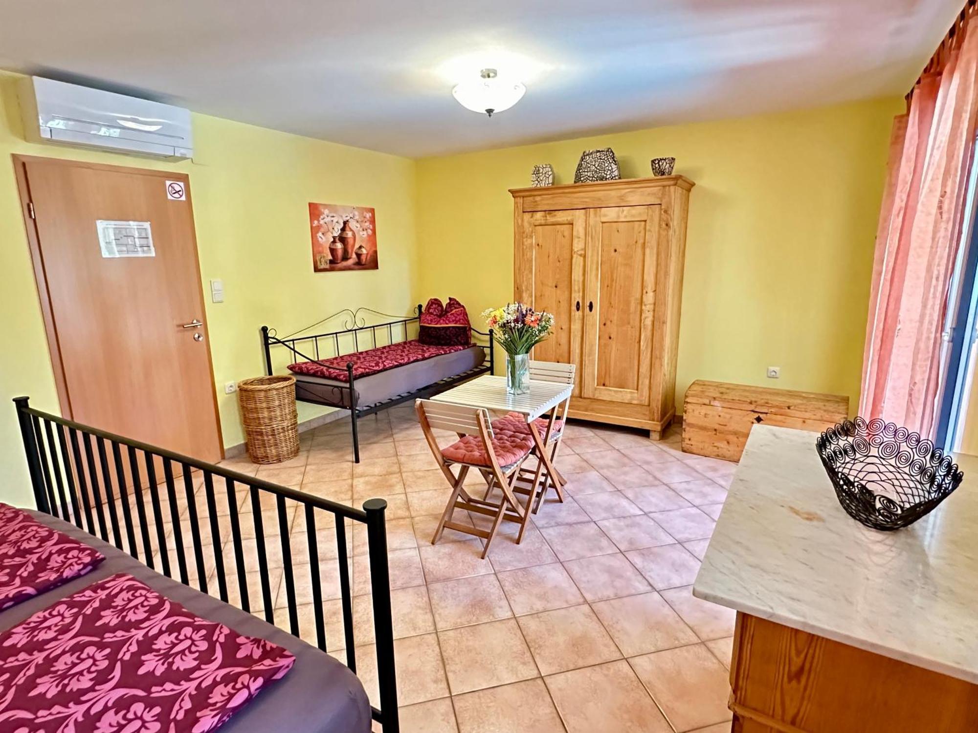 Villa Dolce Vita **** Premantura Esterno foto